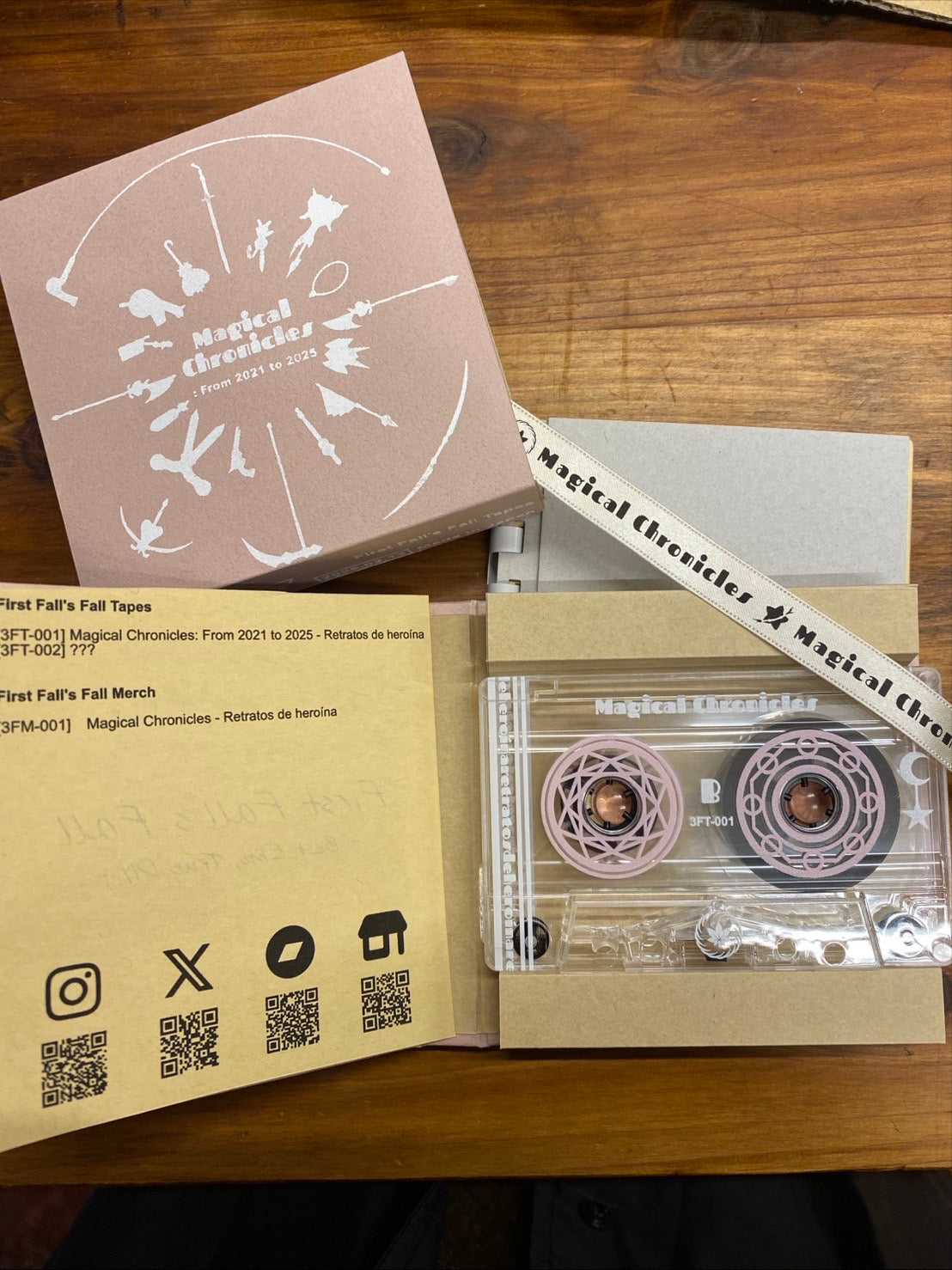 Retratos de heroína - "Magical Chronicles: From 2021 to 2025" (CASSETTE : 特殊仕様 Ltd100)