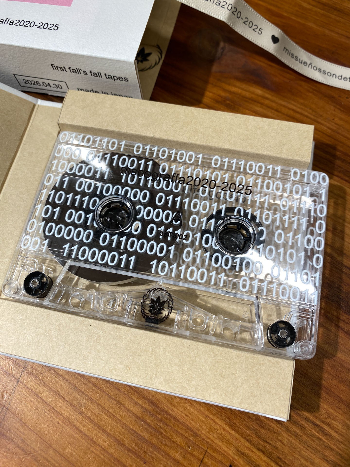 mis sueños son de tu adiós - "discografía2020-2025" (CASSETTE: Ltd100)